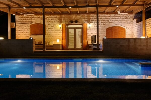 Villa with a private pool, Marina 1